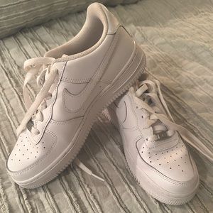 Air Force Ones 5.5 Y